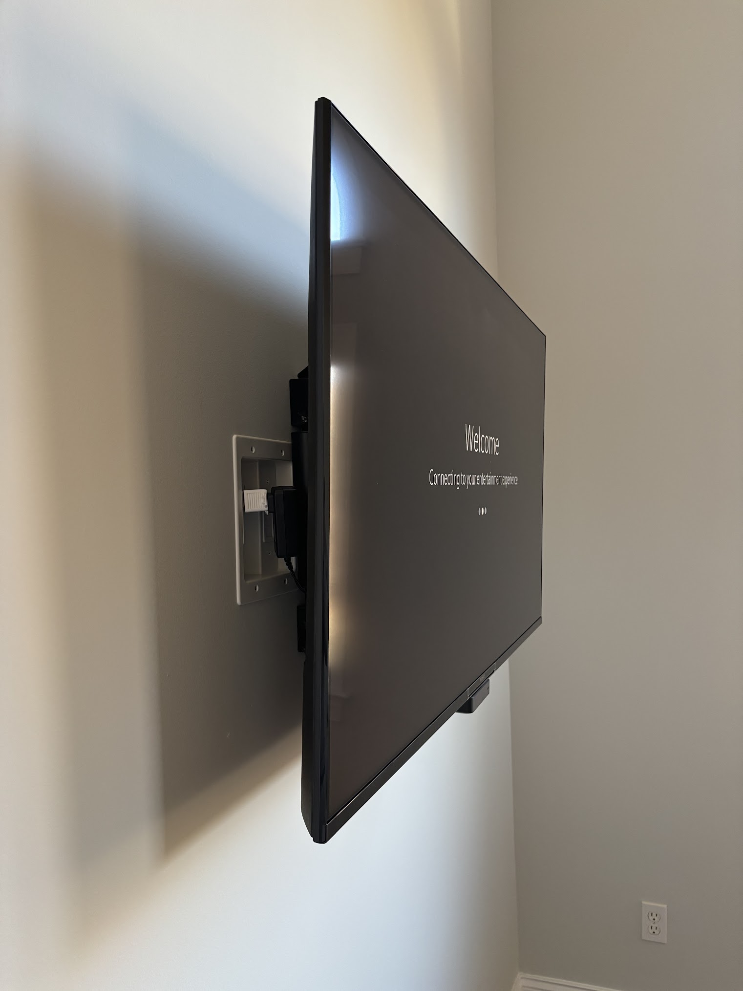 TV wall mounting service in Monmouth County NJ